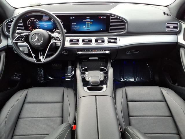 Certified 2025 Mercedes-Benz GLE 450e 4MATIC w/ Driver Assistance Package image 4