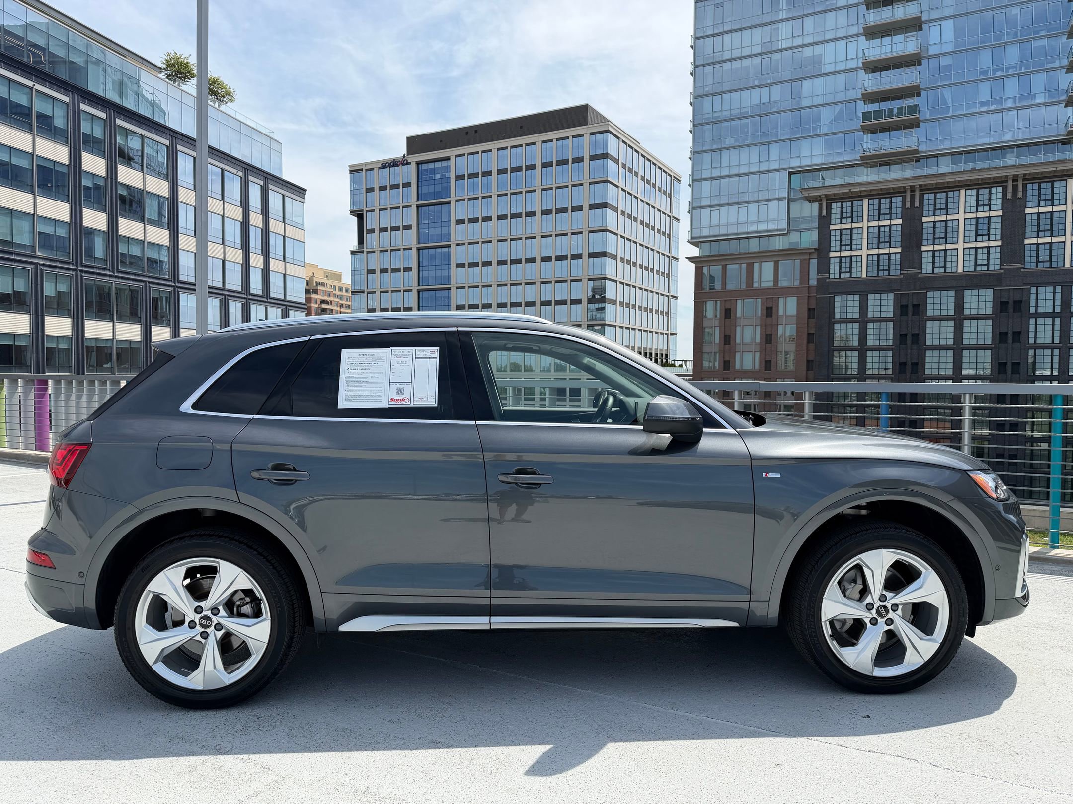 Used 2023 Audi Q5 2.0T Prestige w/ Prestige Package image 8
