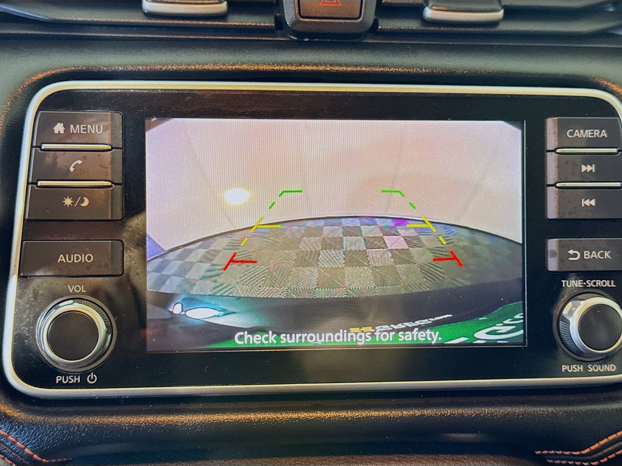 Used 2020 Nissan Versa SR image 19