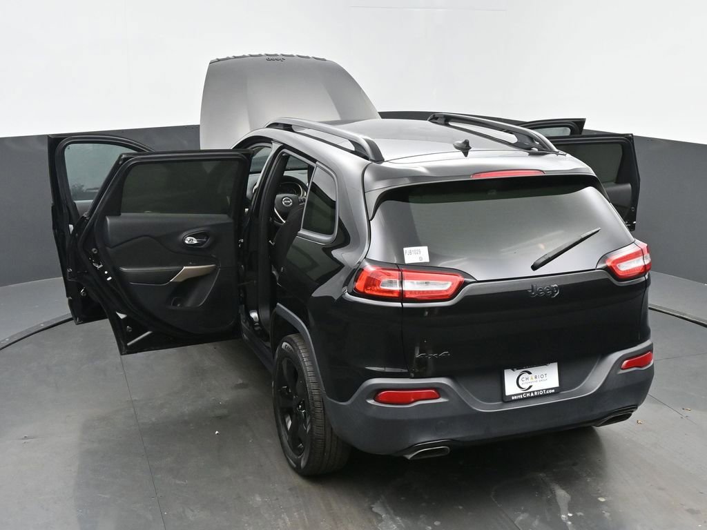 Used 2017 Jeep Cherokee Altitude image 63