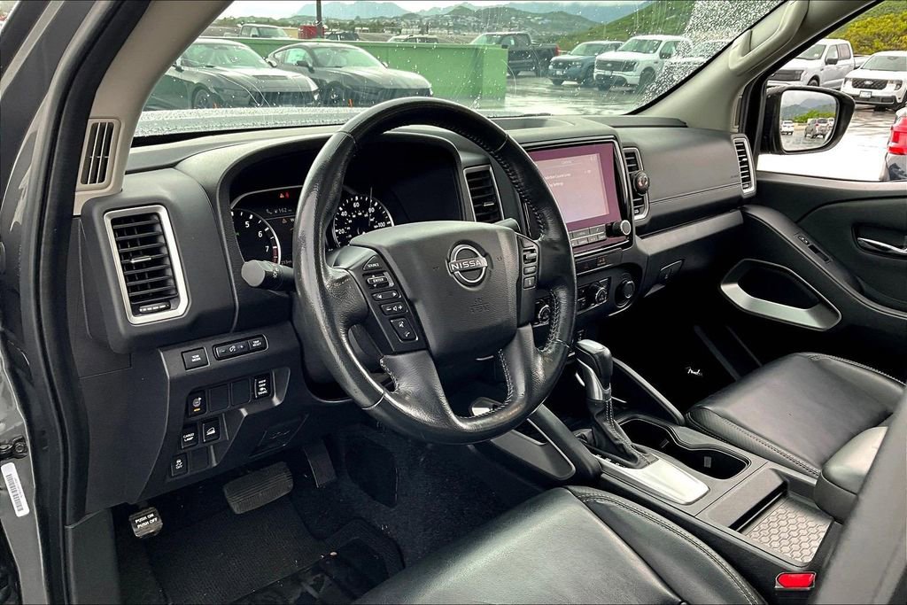 Used 2024 Nissan Frontier SL w/ Technology Package AWD/4WD image 13