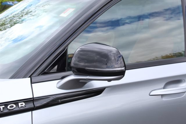 Certified 2023 Lincoln Aviator Black Label w/ Jet Package AWD/4WD image 13