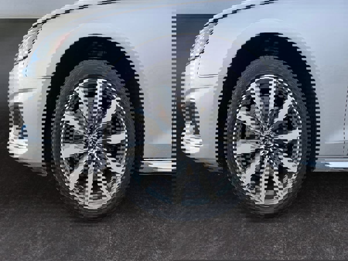 Used 2023 Audi A4 2.0T Premium w/ Convenience Package image 9