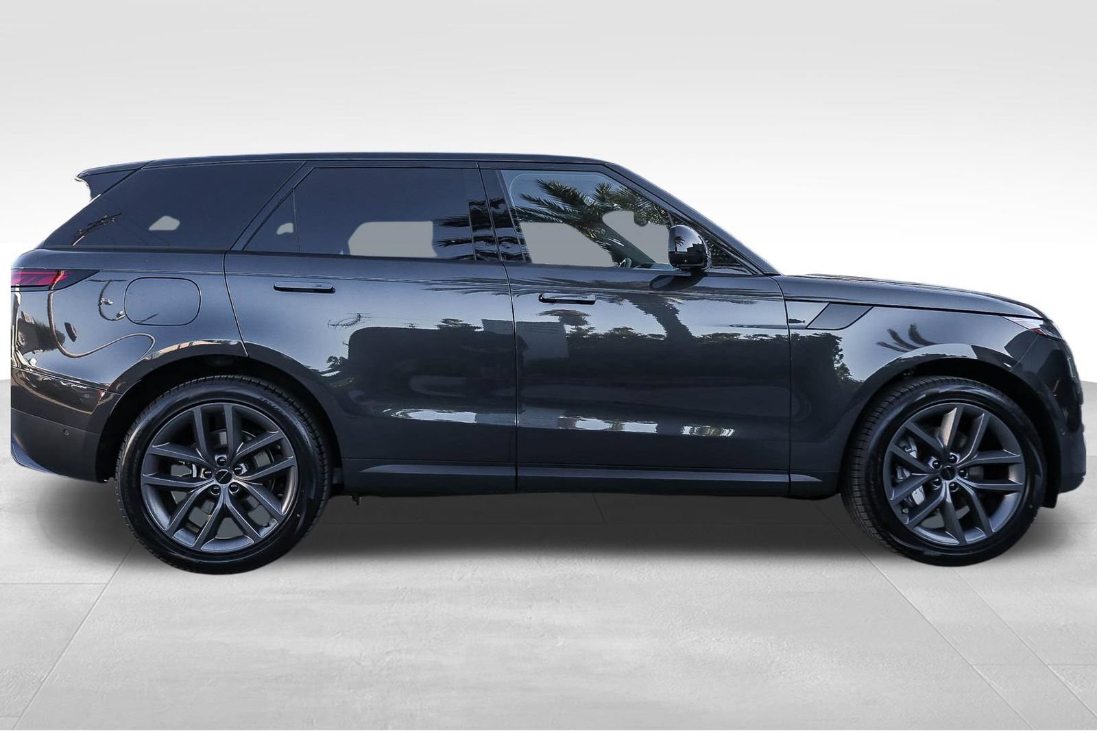 New 2026 Land Rover Range Rover Sport SE AWD/4WD image 4