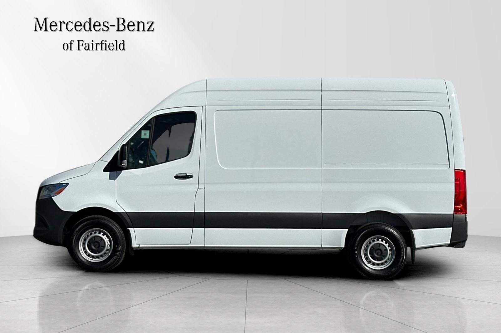 Used 2026 Mercedes-Benz Sprinter 2500 image 4