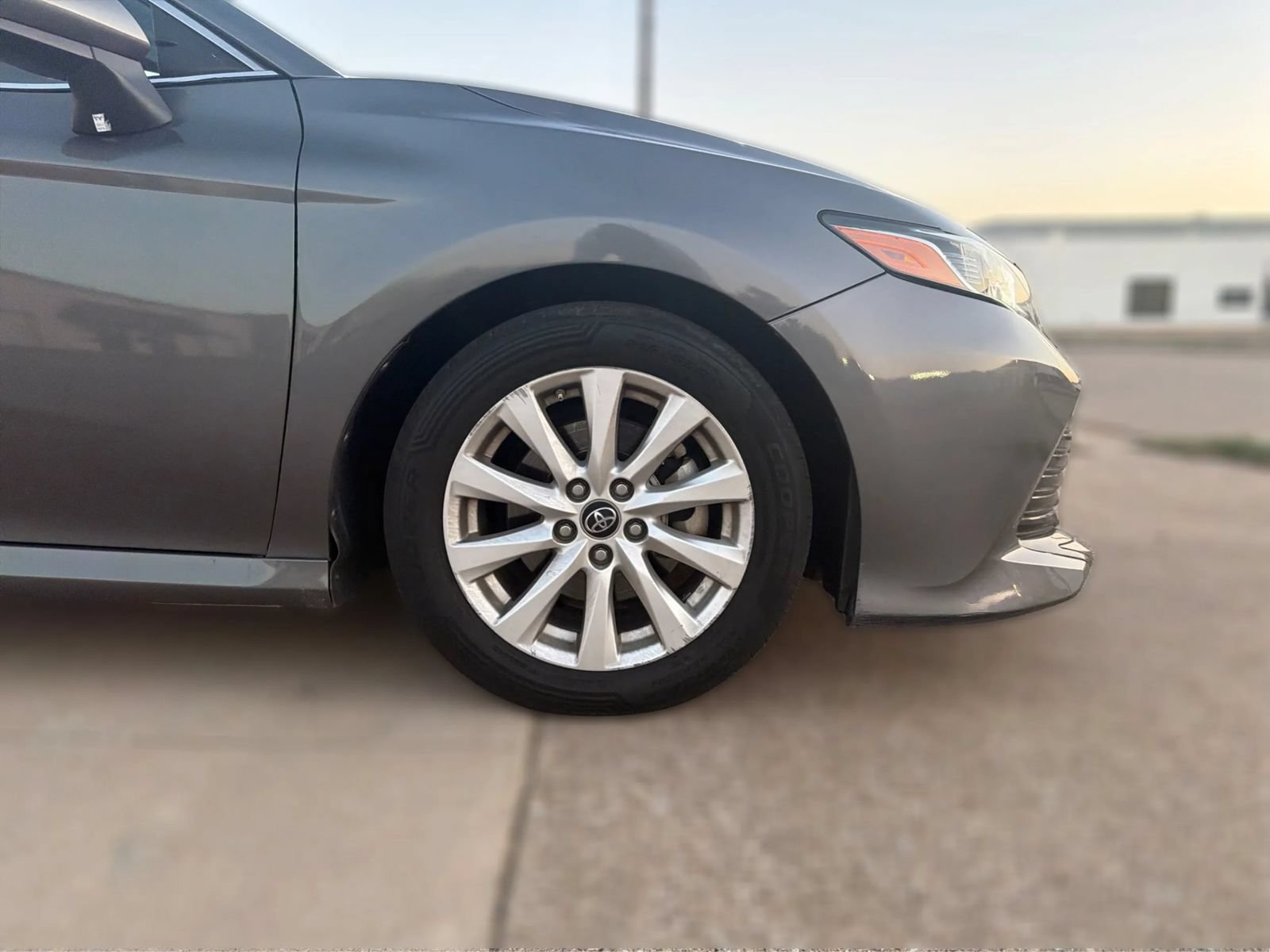 Used 2019 Toyota Camry LE FWD image 27