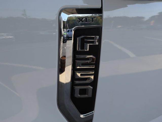 Used 2022 Ford F250 XLT w/ XLT Value Package AWD/4WD image 52