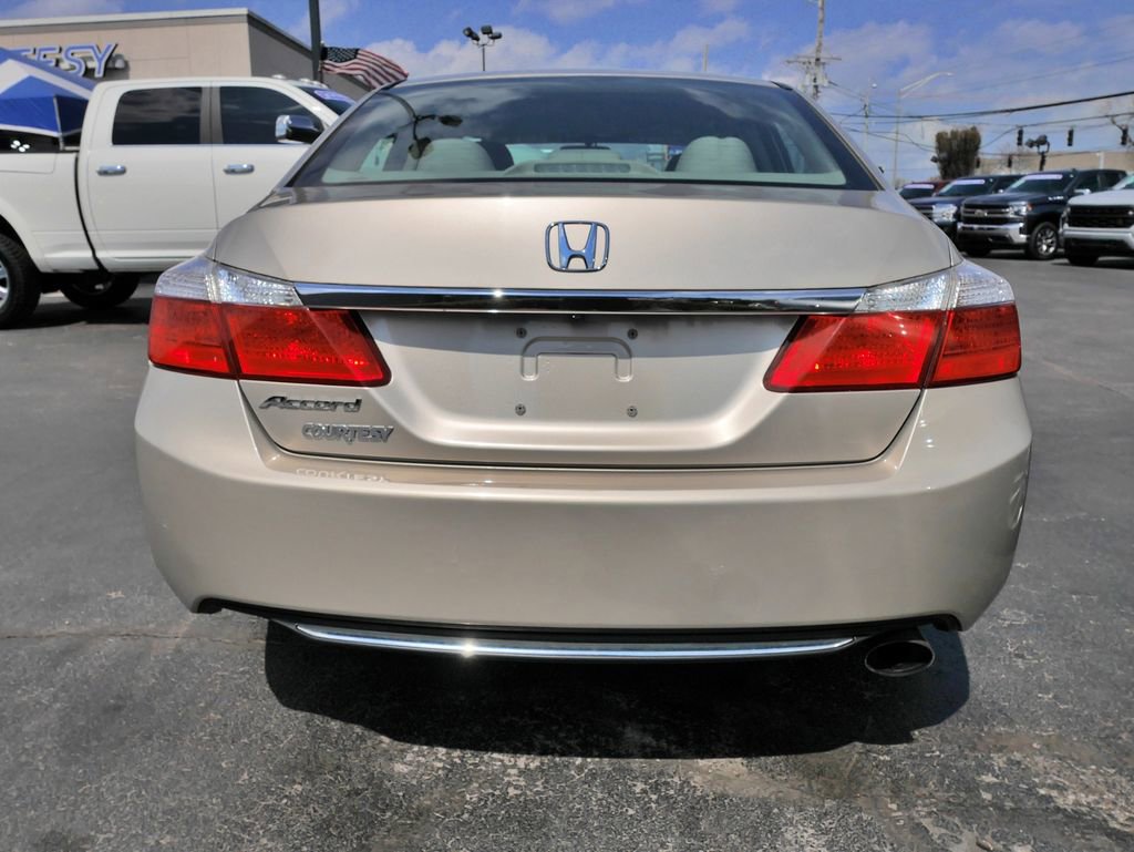 Used 2015 Honda Accord LX image 6