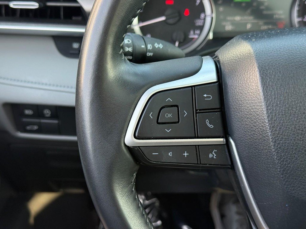 Certified 2024 Toyota Highlander XLE AWD/4WD image 22