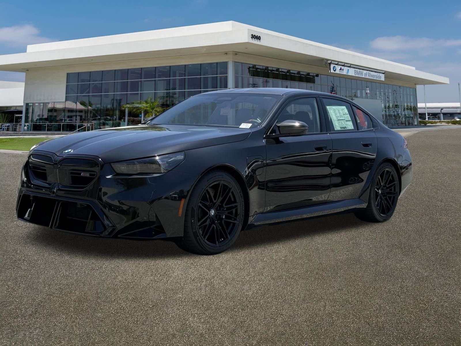 New 2027 BMW M5 w/ Carbon Package AWD/4WD image 4