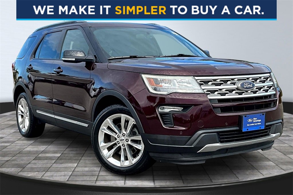 Certified 2018 Ford Explorer XLT w/ Equipment Group 202A