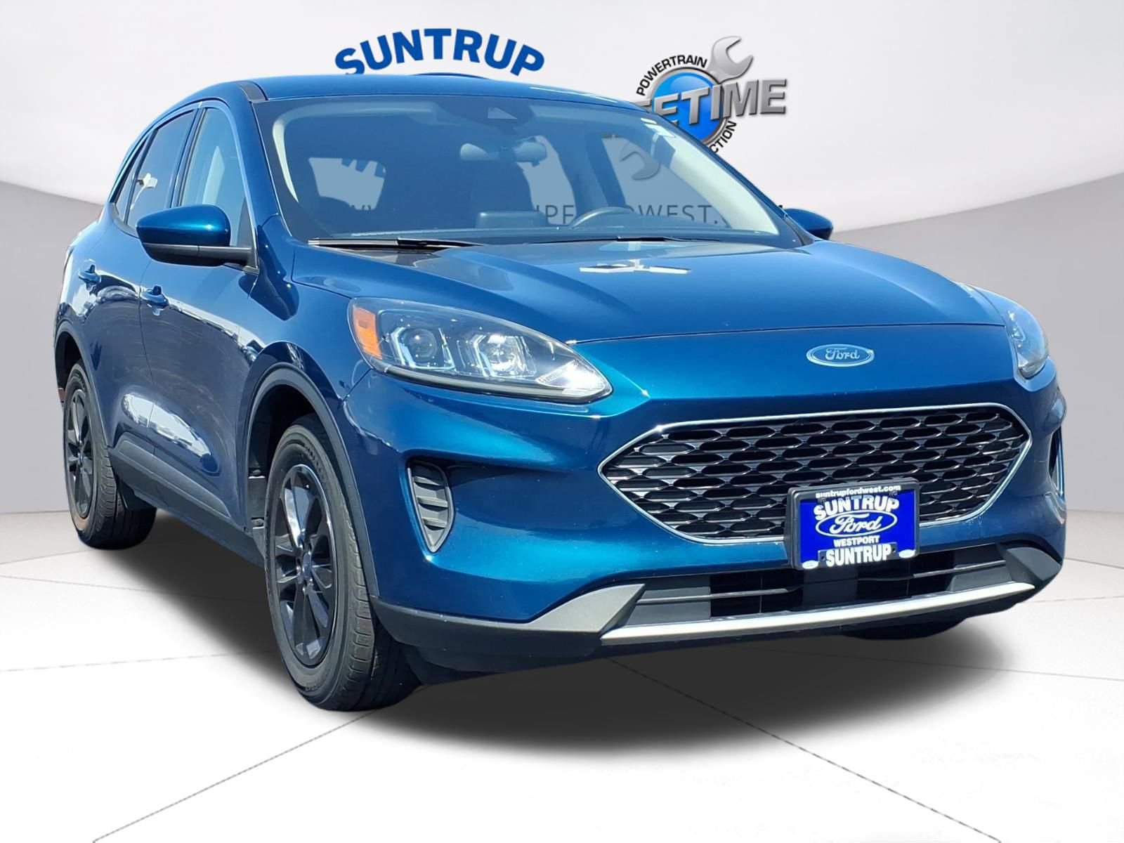 Used 2020 Ford Escape SE image 2