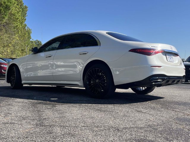 Used 2022 Mercedes-Benz S 580 4MATIC Sedan w/ AMG Line Package image 7