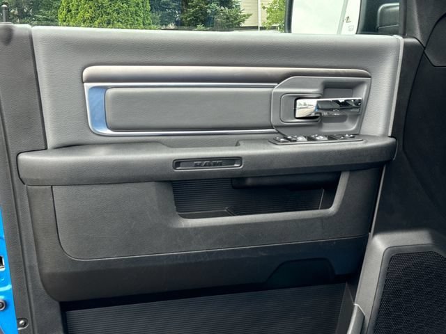 Used 2024 RAM 1500 Classic SLT AWD/4WD image 18