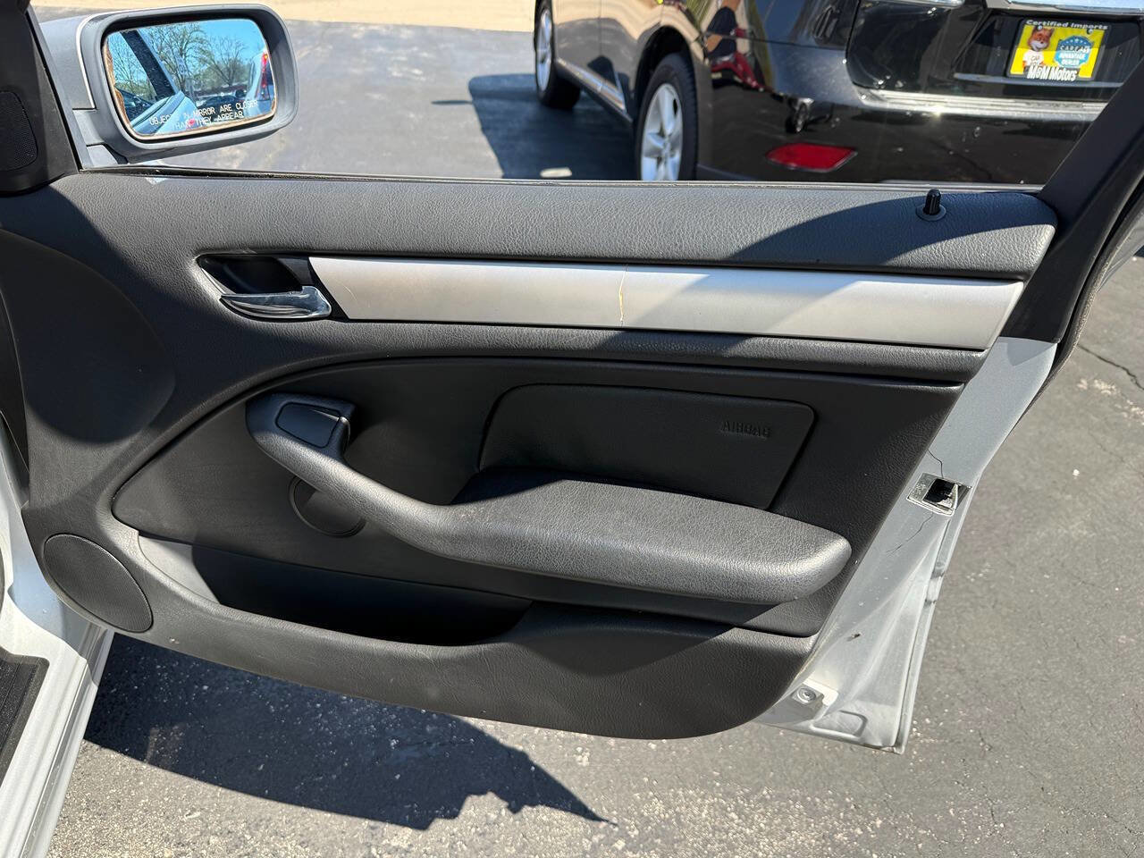 Used 2003 BMW 325i Sedan image 23