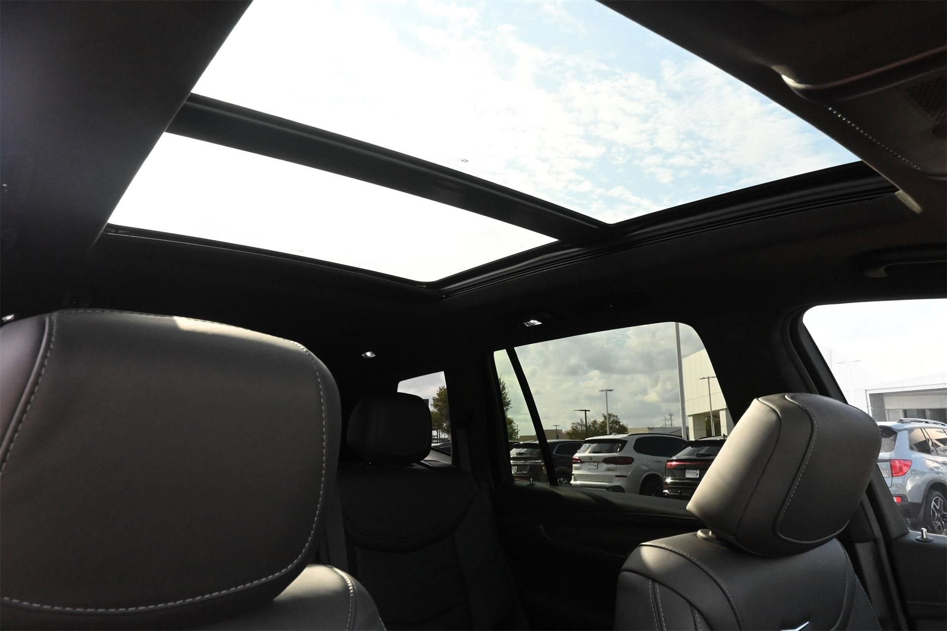 New 2025 Cadillac XT6 Sport w/ Platinum Package AWD/4WD image 27