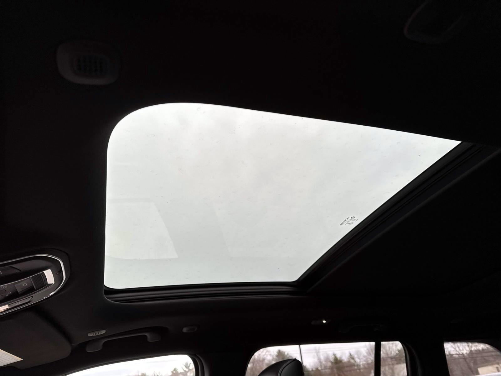 New 2026 Jeep Grand Cherokee Limited AWD/4WD image 12