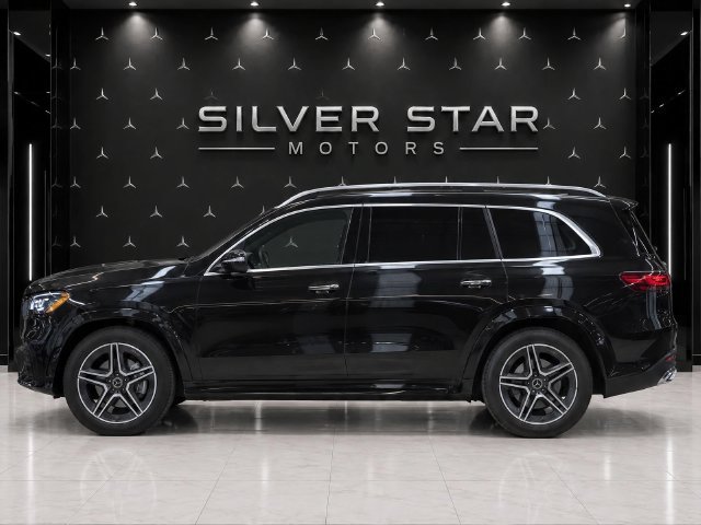 Used 2024 Mercedes-Benz GLS 450 4MATIC image 7