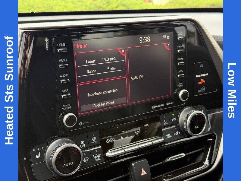 Used 2021 Toyota Highlander XLE AWD/4WD image 23