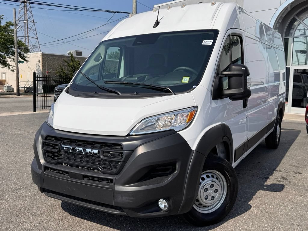 Used 2026 RAM ProMaster 2500 w/ Convenience Group FWD image 3
