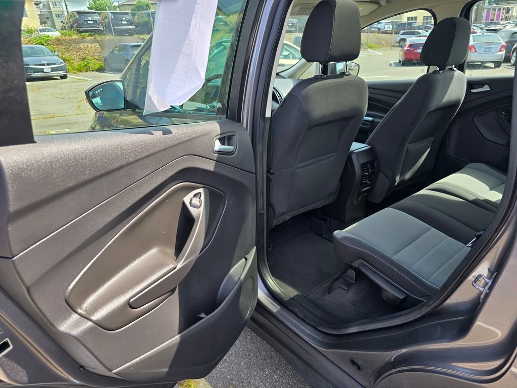 Used 2013 Ford C-MAX SE FWD image 13