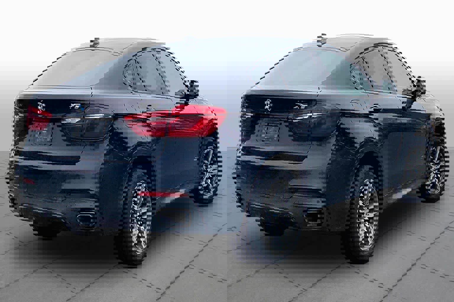 Used 2017 BMW X6 xDrive35i image 13