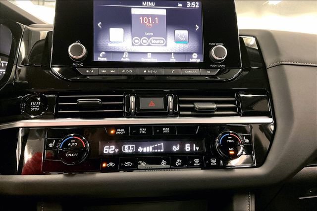 New 2025 Nissan Pathfinder SV w/ Cargo Package image 25