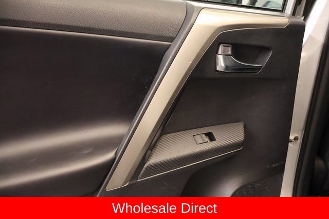 Used 2014 Toyota RAV4 Limited AWD/4WD image 31