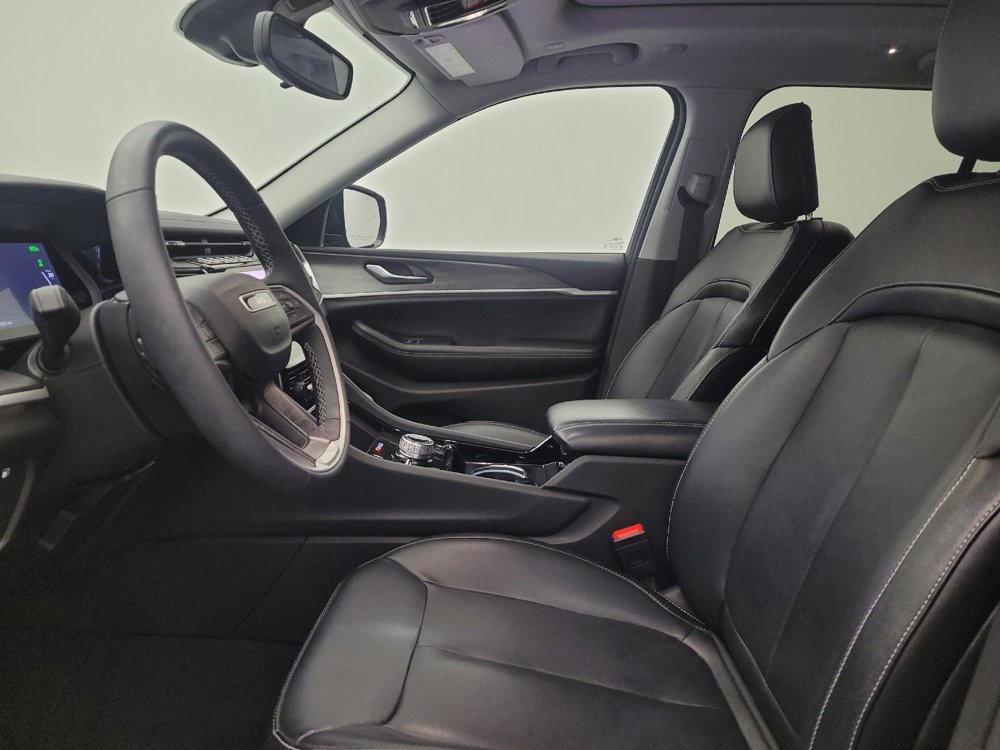 Used 2022 Jeep Grand Cherokee Limited 4xe image 17