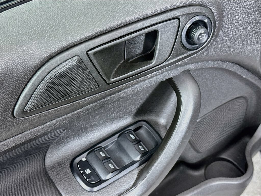 Used 2018 Ford Fiesta SE w/ Cold Weather Package FWD image 23