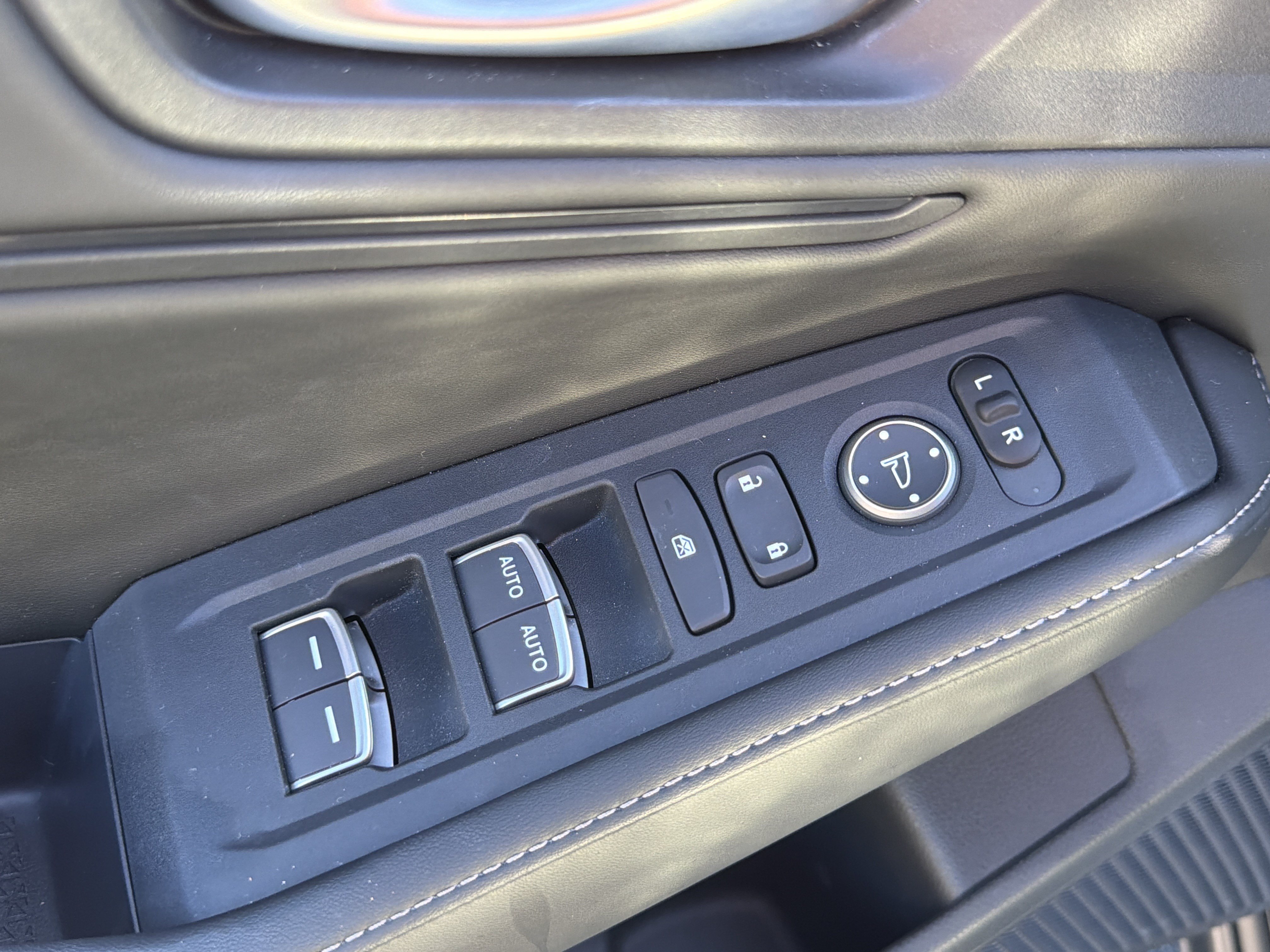 Used 2025 Honda Accord Sport image 26