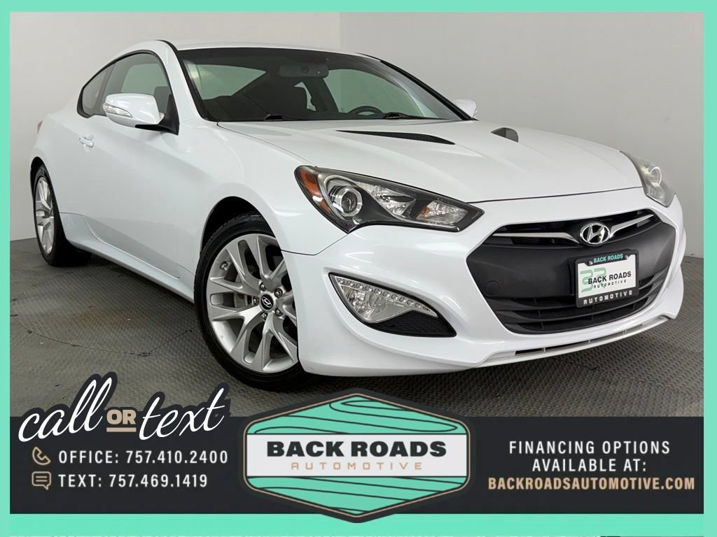 Used 2015 Hyundai Genesis 3.8 RWD image 1
