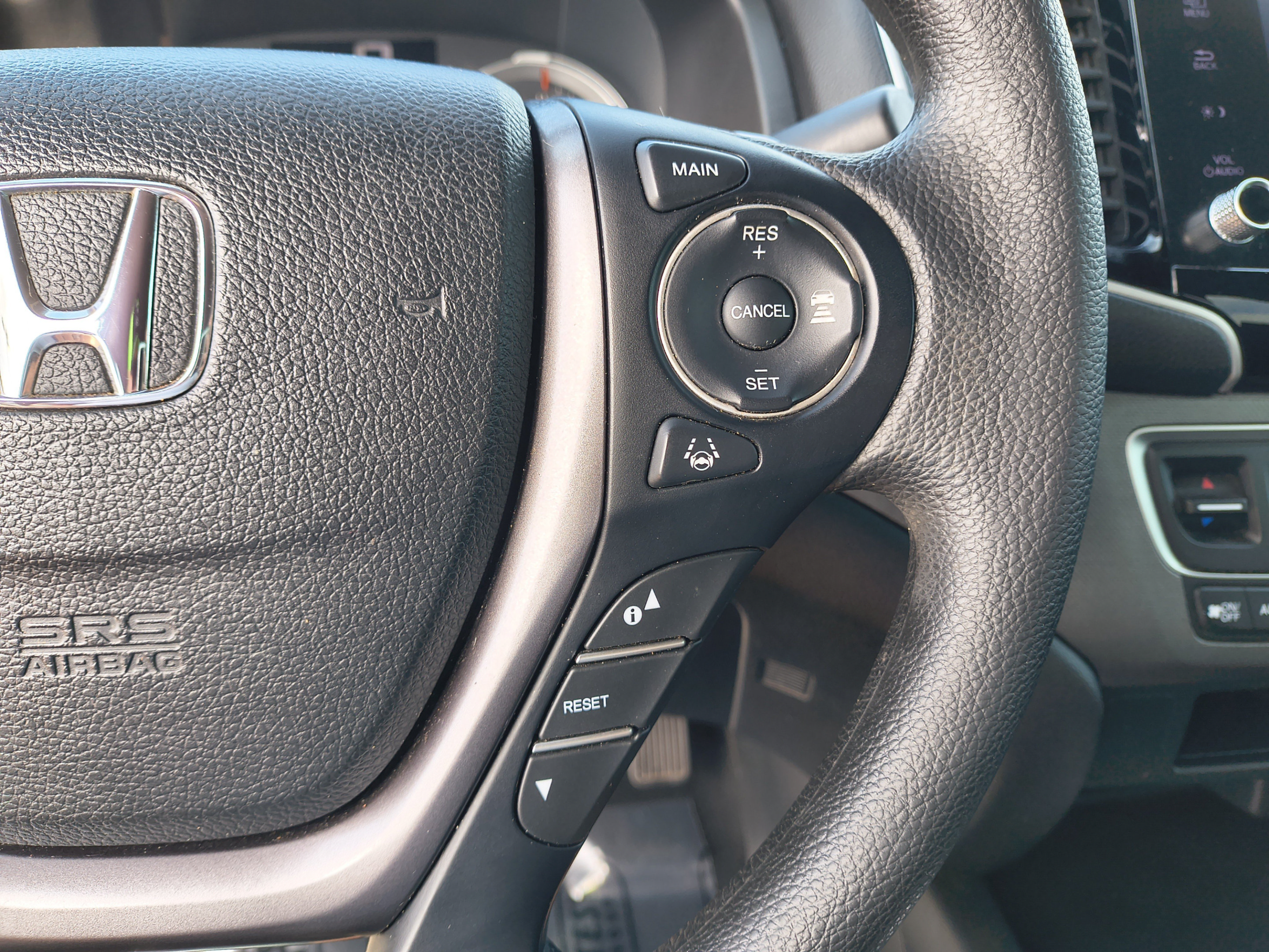 Used 2022 Honda Ridgeline Sport image 31
