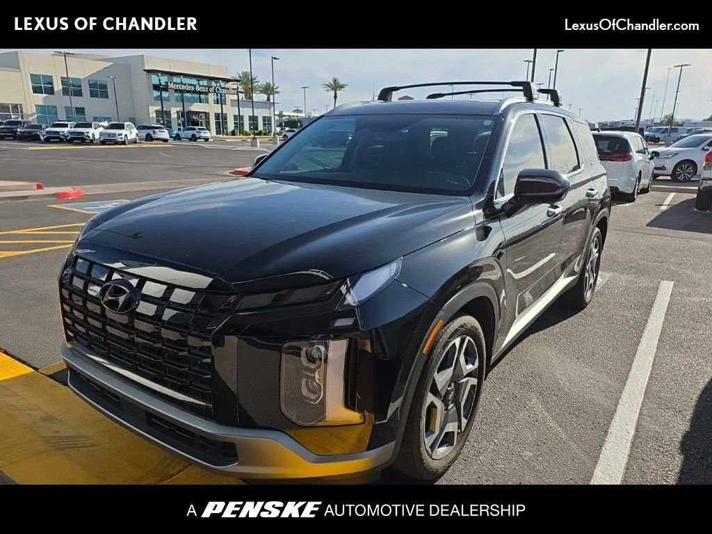 Used 2024 Hyundai Palisade SEL w/ Premium Package FWD image 1