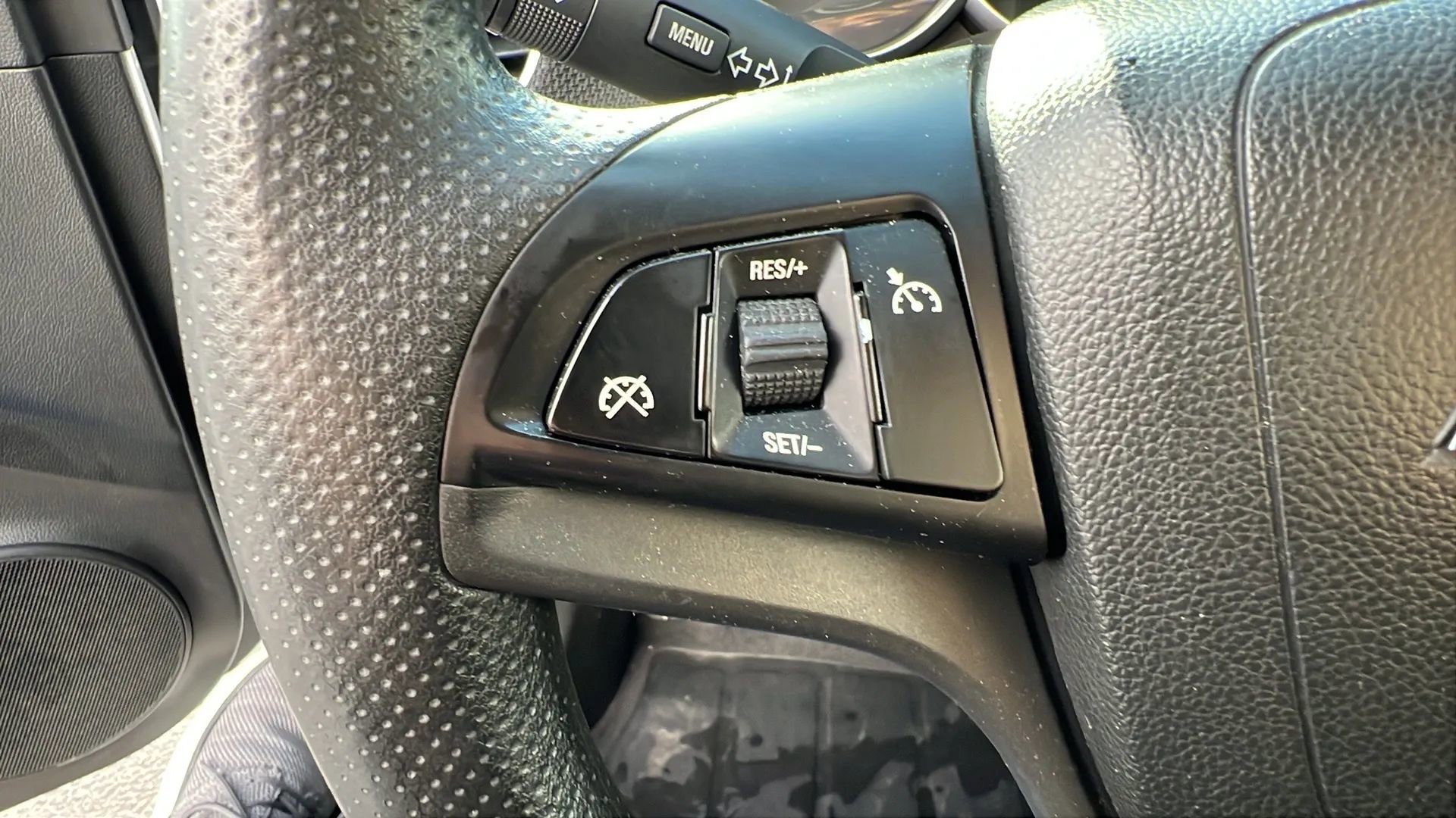 Used 2016 Chevrolet Cruze LT image 17