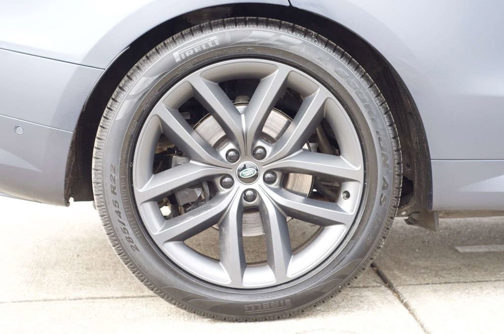 Used 2024 Land Rover Range Rover Sport Dynamic SE image 10