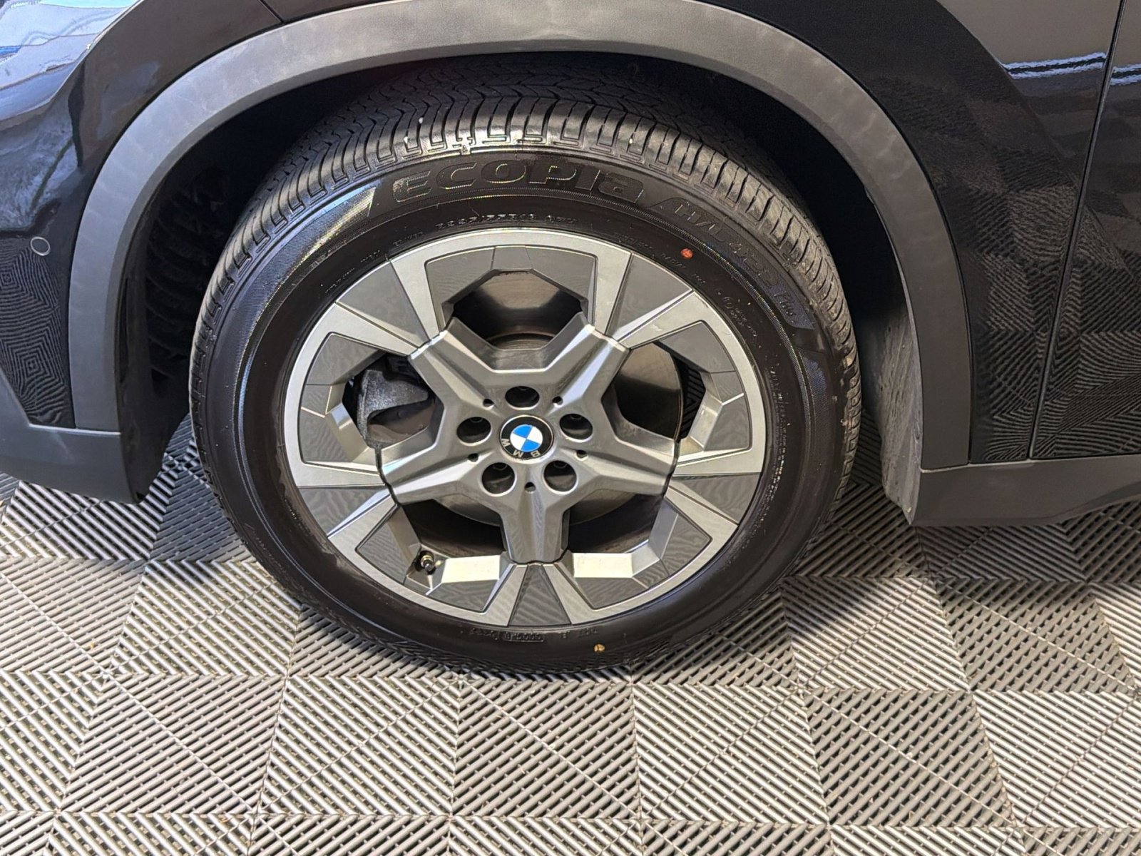 Used 2023 BMW X1 xDrive28i AWD/4WD image 12