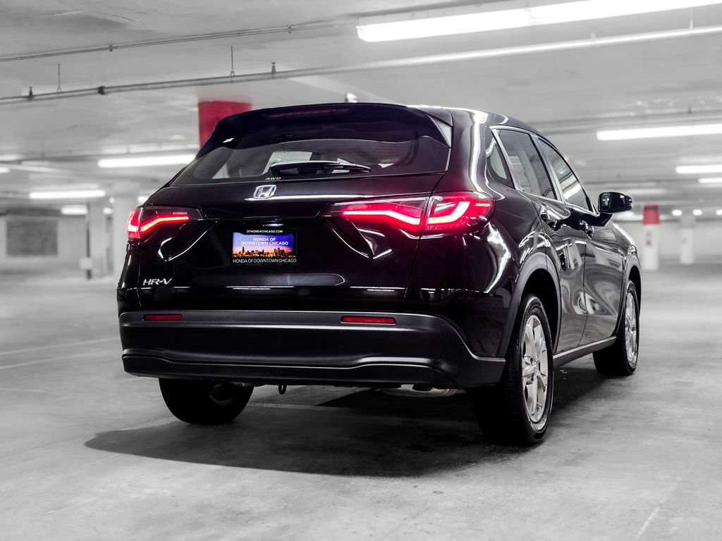 Used 2023 Honda HR-V LX image 6