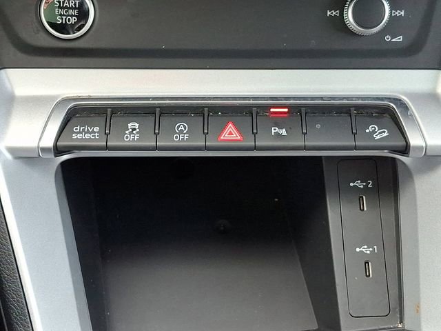 Used 2023 Audi Q3 2.0T Premium image 26