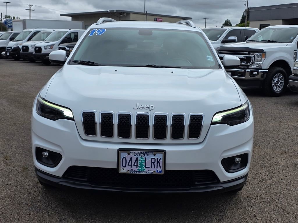 Used 2019 Jeep Cherokee Latitude Plus image 3
