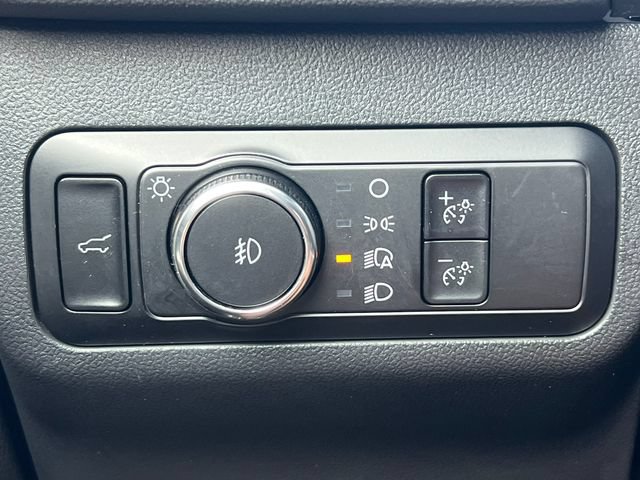 Used 2023 Ford Escape Platinum w/ Premium Technology Package AWD/4WD image 19