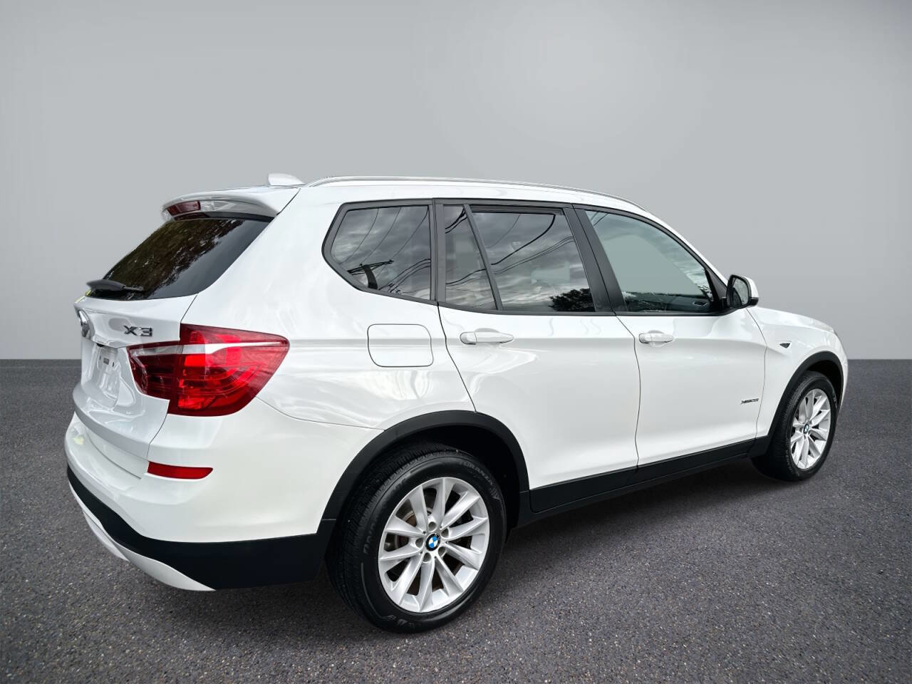 Used 2016 BMW X3 xDrive28i image 5