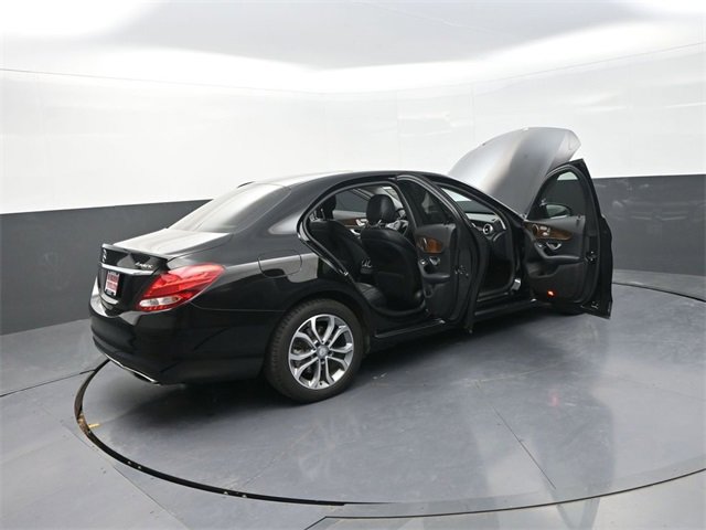 Used 2017 Mercedes-Benz C 300 4MATIC Sedan image 41