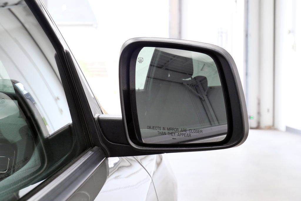 Used 2024 Dodge Durango R/T AWD/4WD image 37