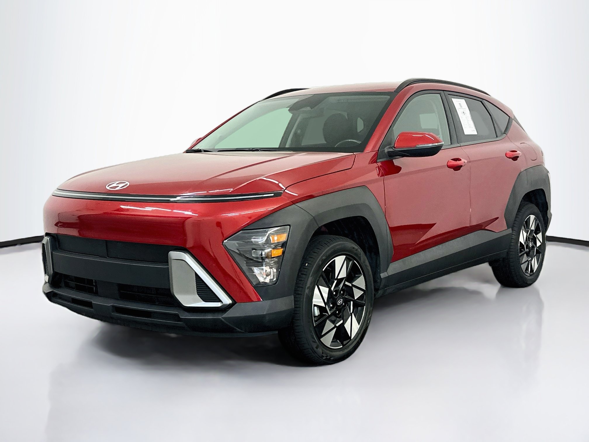 Used 2025 Hyundai Kona SEL AWD/4WD image 3