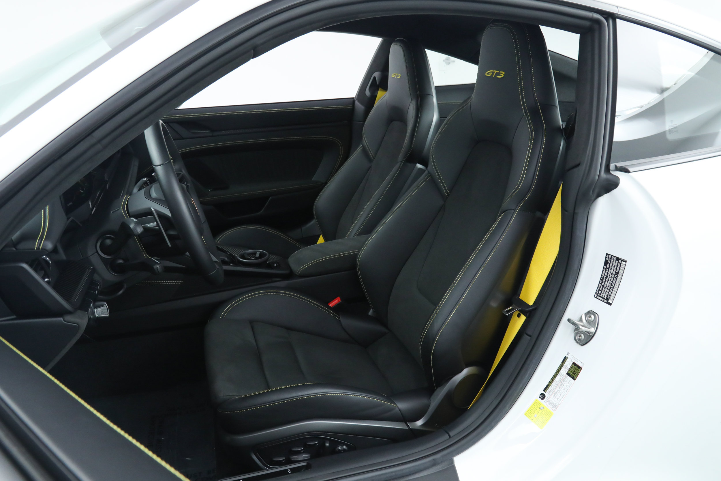 Used 2024 Porsche 911 GT3 RWD image 25