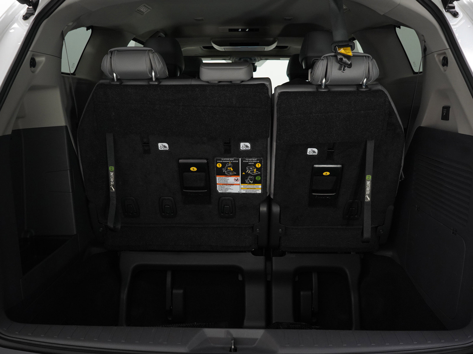 Used 2024 Toyota Sienna Limited image 15