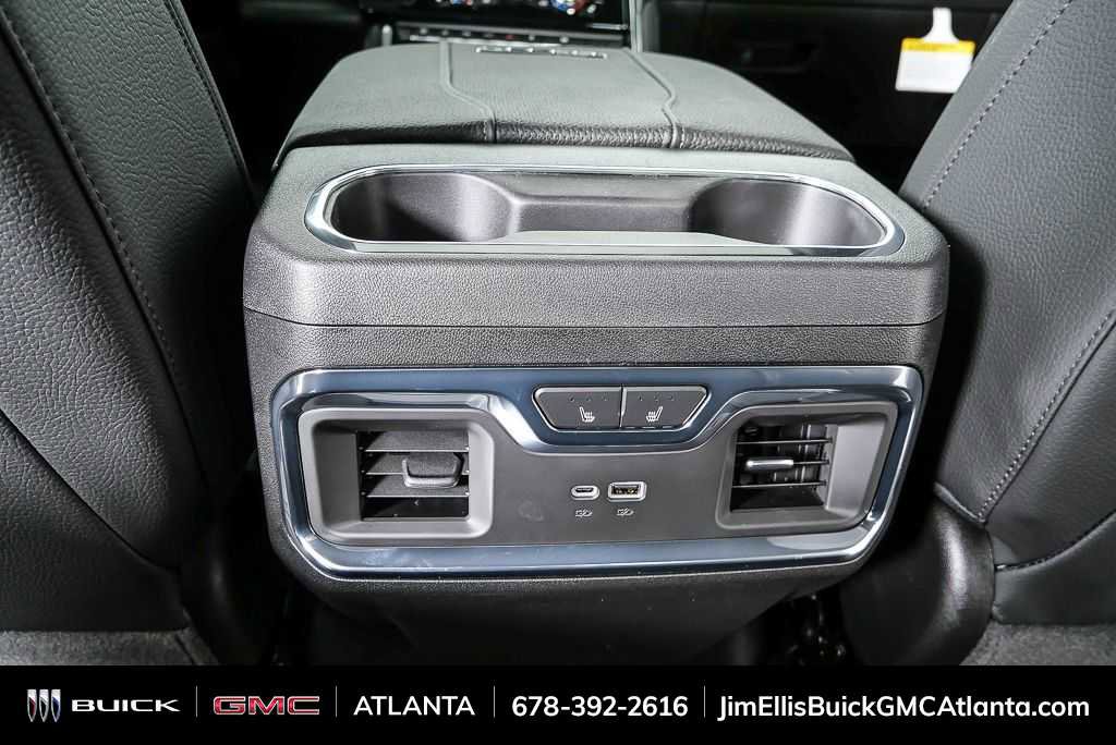 New 2026 GMC Sierra 3500 Denali w/ Denali Reserve Package image 19