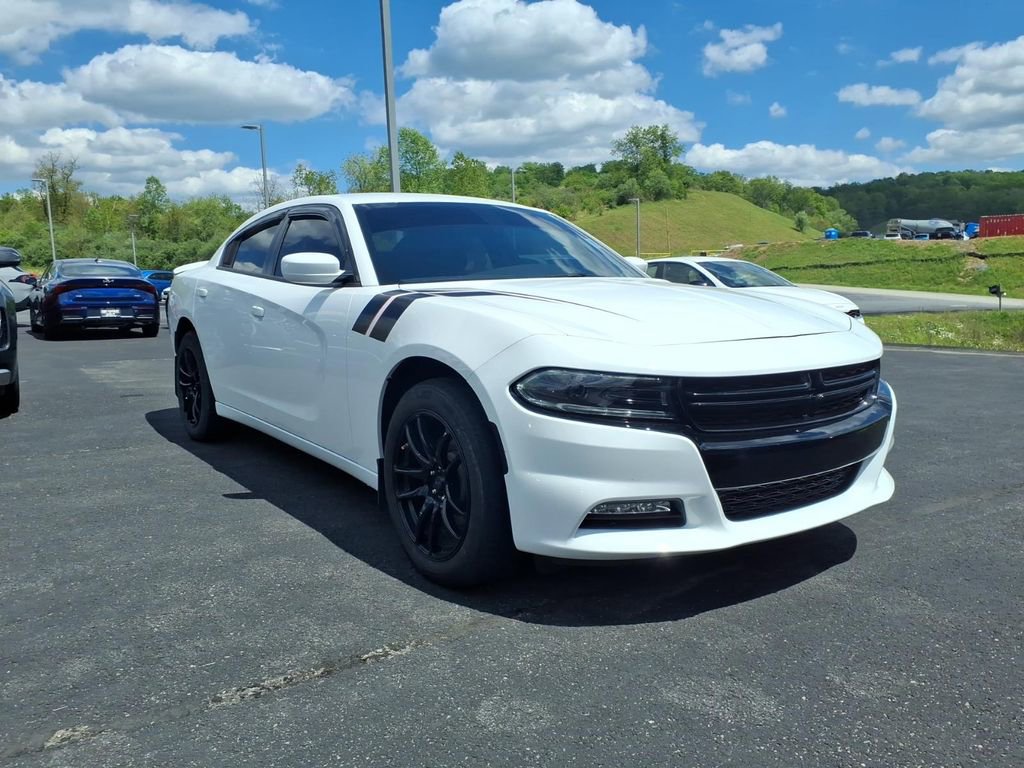Used 2022 Dodge Charger SXT w/ Cold Weather Package AWD/4WD image 5