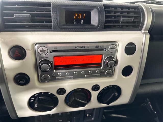 Used 2014 Toyota FJ Cruiser 4WD w/ Upgrade Package image 25